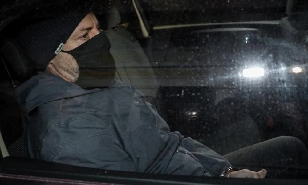 Δημήτρης Λιγνάδης: «Γιατί δεν ερευνήθηκαν υπολογιστής και κινητό»;